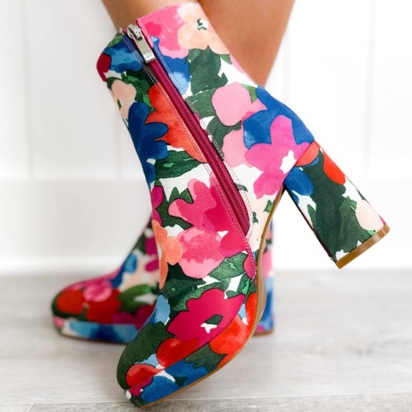 NEW floral Corkys bootie heels - Picture 10 of 10